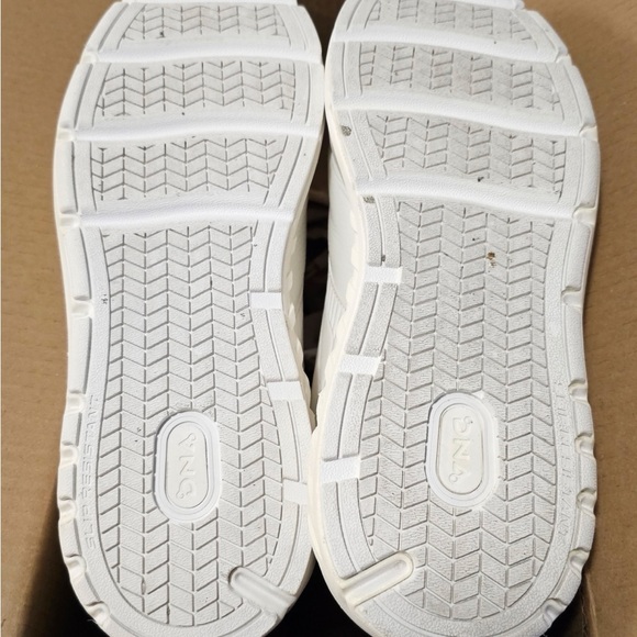 Brooks Addiction Walker Men's 14 wide 2E, laces, EUC - barely used - Picture 5 of 11